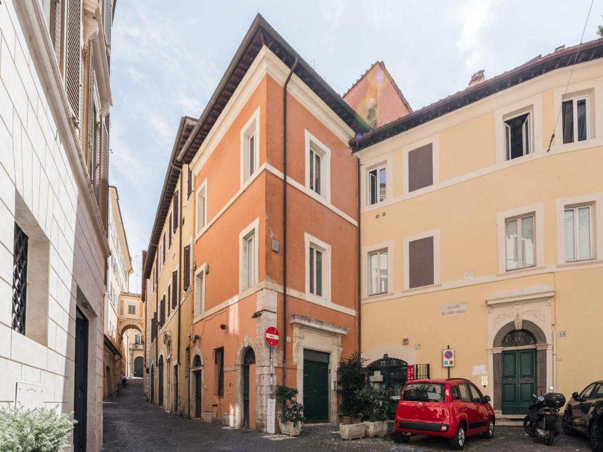 The Best Rent - Two-Bedroom Apartment With Terrace Near Trevi Fountain ローマ エクステリア 写真