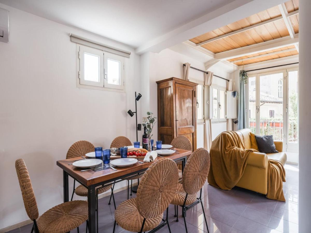 The Best Rent - Two-Bedroom Apartment With Terrace Near Trevi Fountain ローマ エクステリア 写真