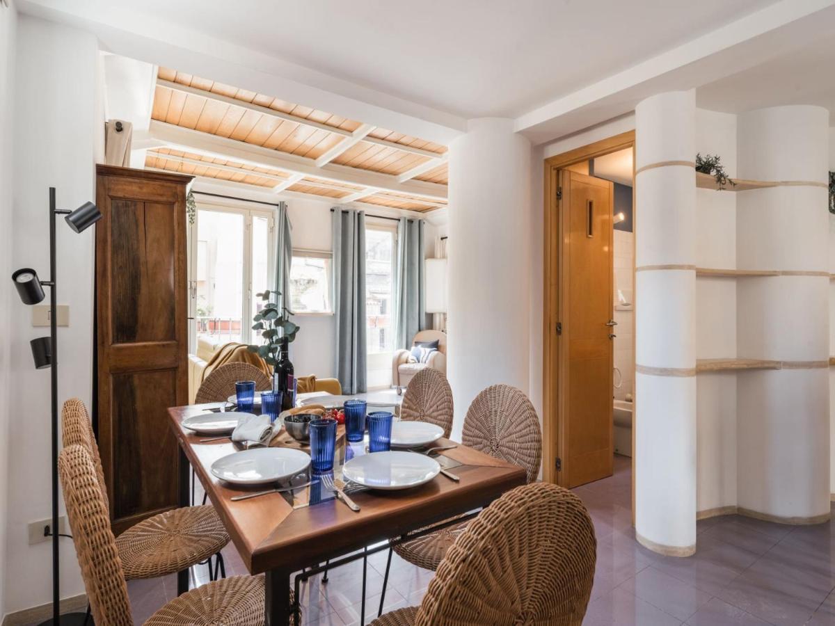 The Best Rent - Two-Bedroom Apartment With Terrace Near Trevi Fountain ローマ エクステリア 写真